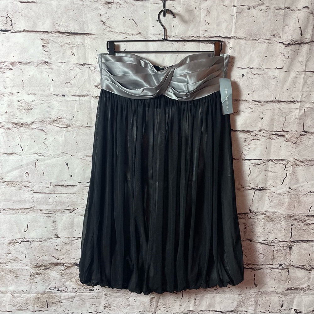 NWT Y2K London Times Women’s Bubble Hem Strapless Dress - Size 12
